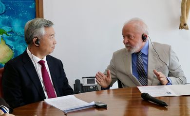 Brasília (DF), 22/09/2023,  O presidente Lula, durante reunião com Li Xi - Membro do Comitê Permanente do Politburo e Secretário da Comissão Central de Inspeção Disciplinar do Comitê do Partido Comunista da China, no palácio do Planalto.  Foto: Fábio Pozzebom /Agência Brasil