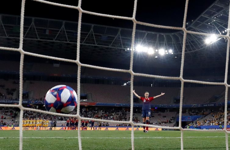 Noruega vai às quartas de final. Copa do Mundo de Futebol Feminino - França 2019. 