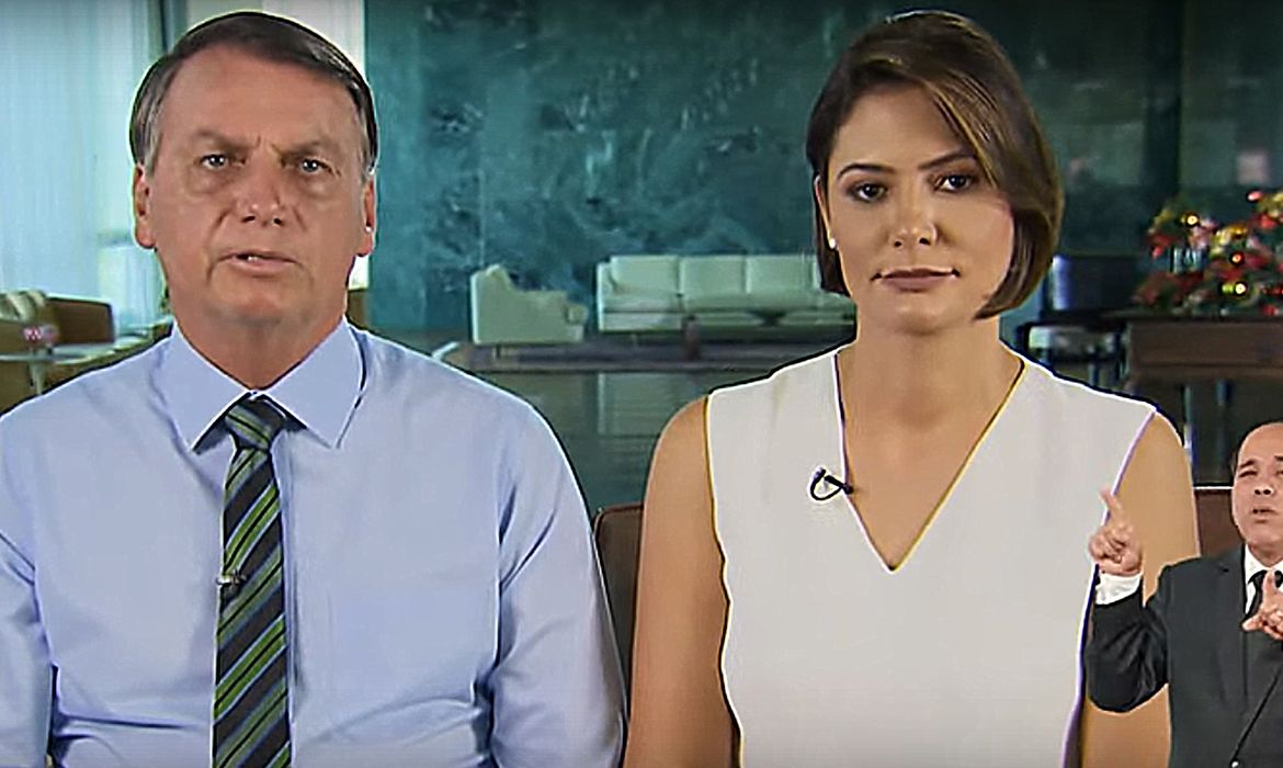 24/12/2020 - Em cadeia nacional de rádio e televisão, o Presidente da República, Jair Bolsonaro, faz pronunciamento de Natal com balanço de 2020.