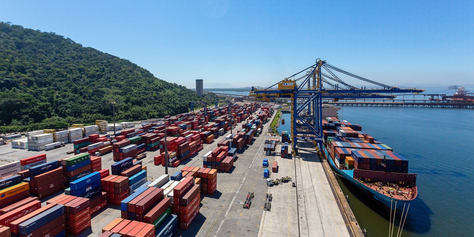 Movimentação em portos cresce 5,5% de janeiro a outubro