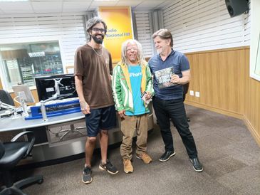 Renato Matos e Bruno Portela, trombonista da banda Experimental Dub/Denise Oliveira - Produtora da Rádio Nacional FM Renato Matos e Bruno Portela, trombonista da banda Experimental Dub