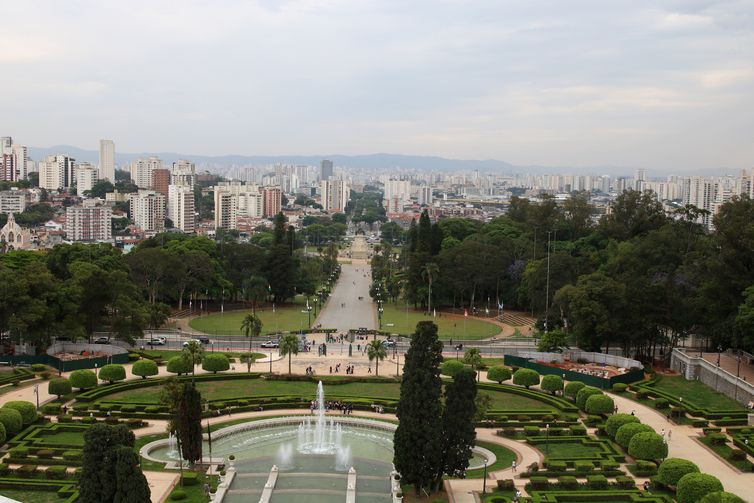 Rovena Rosa/Agência Brasil Vista do terraço do Museu do Ipiranga.
