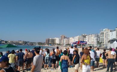 Público acompanha maratona aquática em Copacabana