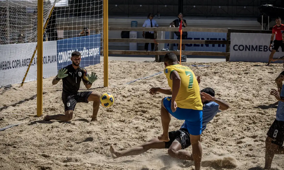 Uruguai 2 x 0 Brasil  Eliminatórias da Copa - América do Sul