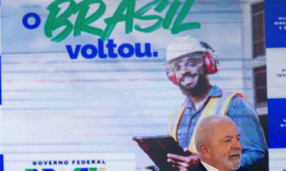 Brasília (DF) 10/04/2023 O presidente Luiz Inácio Lula da Silva coordena reunião de balanço dos 100 dias de governo. Todos os ministros participam do encontro. Foto: Fabio Rodrigues-Pozzebom/ Agência Brasil