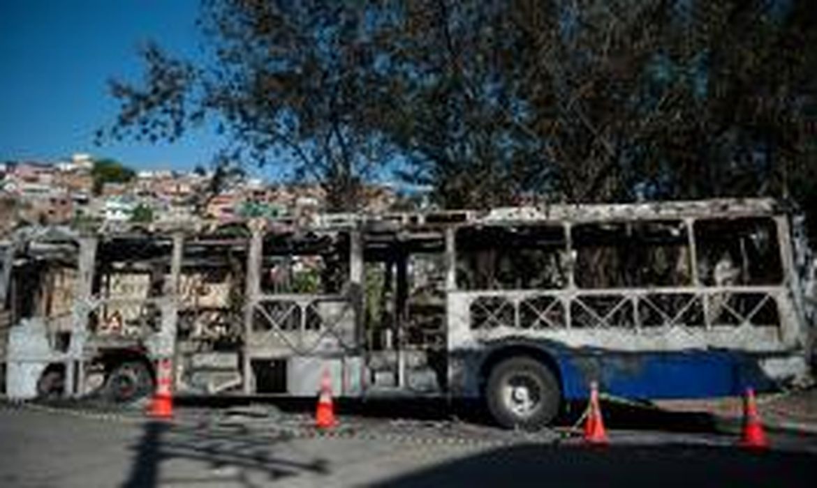 Ônibus incendiado em São Paulo