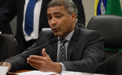Deputado Romário preside reunião da  CPI do Futebol para analisar uma pauta com 9 itens (Fabio Rodrigues Pozzebom/Agência Brasil)
