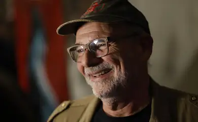 Rio de Janeiro (RJ), 14/07/2025 – O idealizador e diretor do documentário Cazuza: Boas Novas, Nilo Romero, na pré-estreia no cinema Estação Net Rio. Foto: Fernando Frazão/Agência Brasil