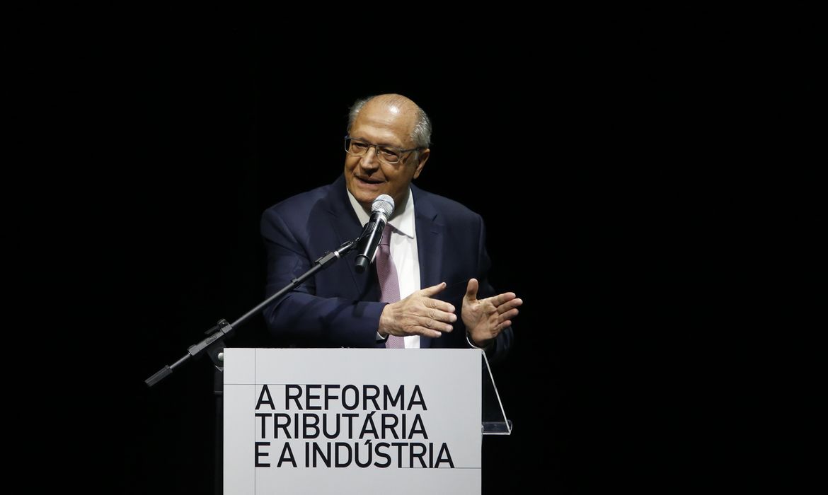 São Paulo (SP) 29/04/2024 - São Paulo 29/04/2024  A Reforma Tributaria e a Industria- Os Desafios da Regulamentação na sede da FIESP . Vice-presidente Geraldo Alckmin, durante abertura do Lançamento do Observatório da Reforma Tributária.Foto Paulo Pinto/Agencia Brasil

Foto: Paulo Pinto/Agência Brasil