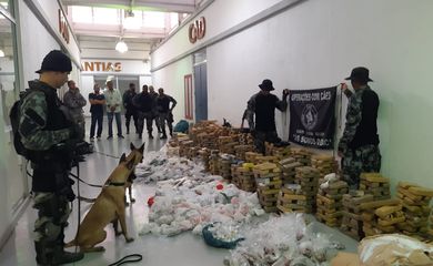  Comando de Operações da Polícia Militar realizou uma grande operação no Complexo da Maré