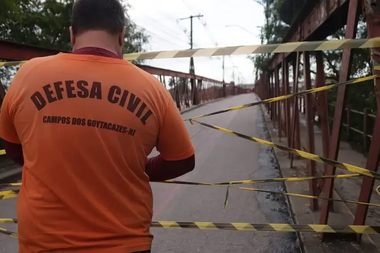 Aldo Vianna/Prefeitura de Campos Ponte de Campos interditada