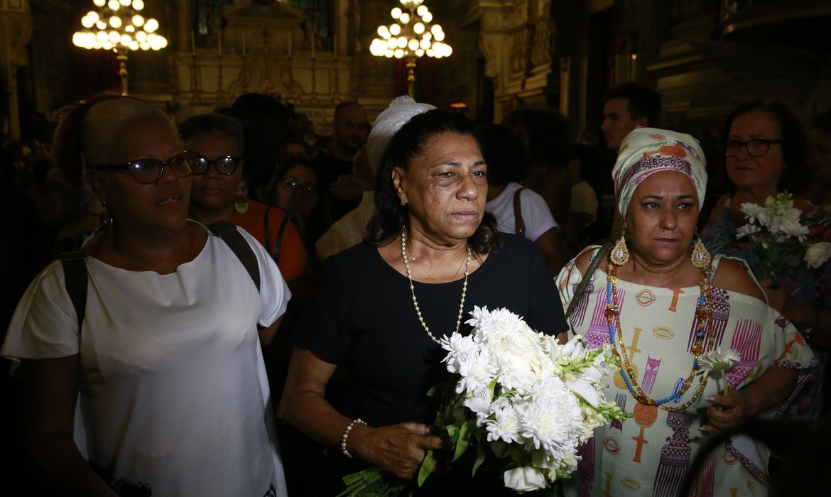 Missa na Igreja da Candelária, no Rio de Janeiro, lembra um ano do assassinato da vereadora Marielle Franco e do motorista Anderson Gomes.