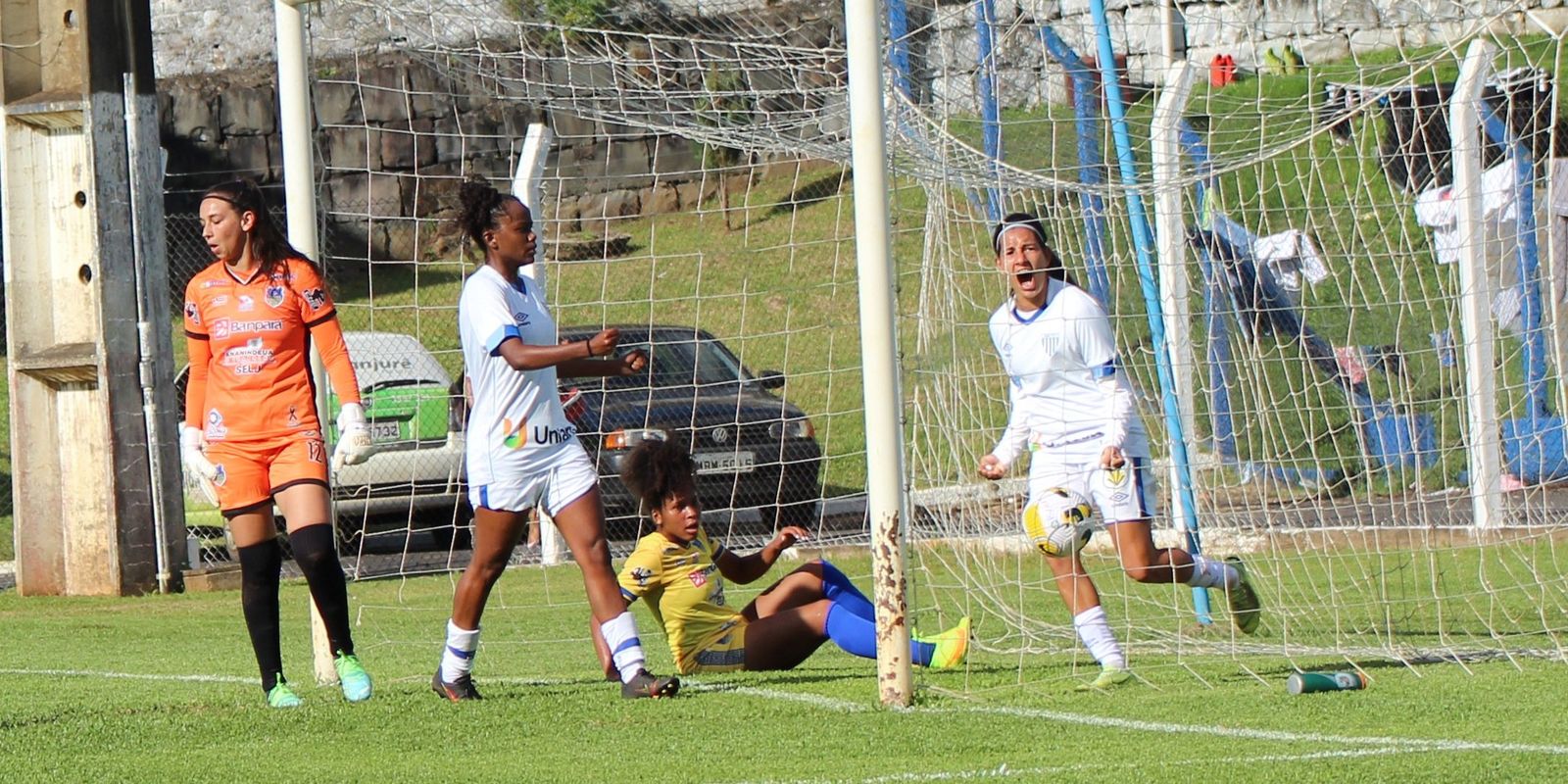 Futebol Feminino - Larissa Pereira, jogadora do Flamengo, foi