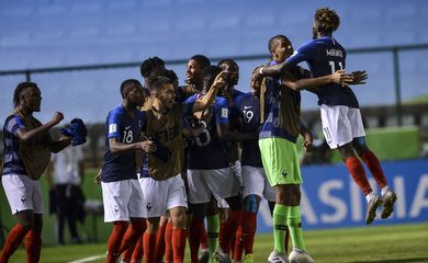  Brasil e França se enfrentam pela semi-final da Copa do Mundo Sub-17