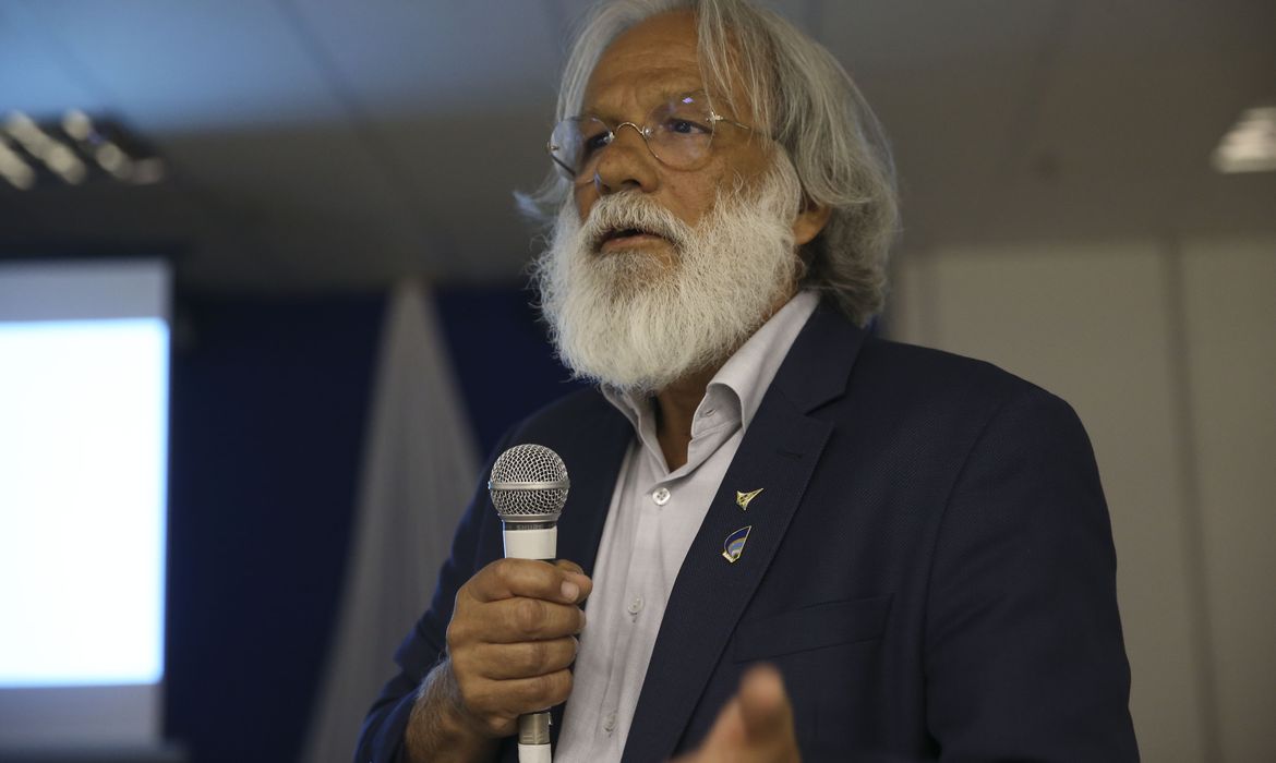 Brasília - O diretor-presidente da Adasa, Paulo Salles, faz palestra sobre a importância do 8º Fórum Mundial da Água, na EBC