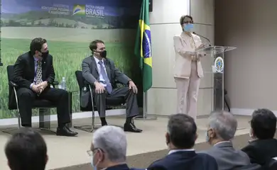 Programa Titula Brasil
