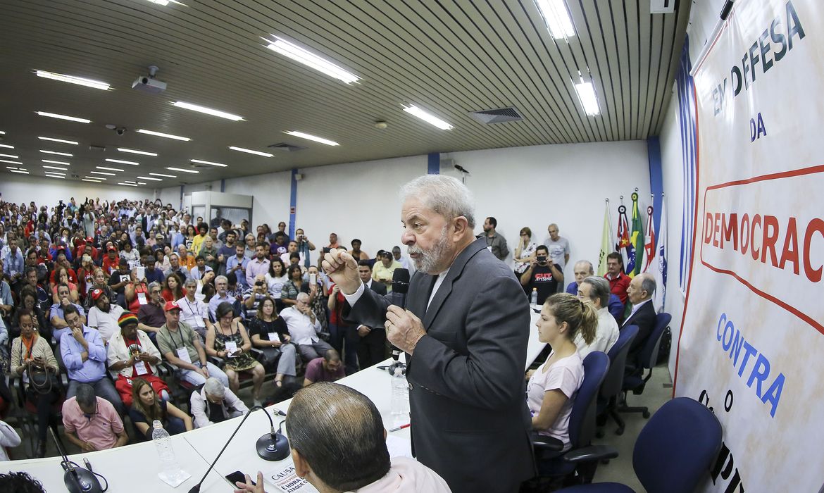 São Paulo - Ex-presidente Lula se reúne com líderes e representantes de Sindicatos e Movimentos Sociais no Instituto Lula (Ricardo Stuckert/Instituto Lula)