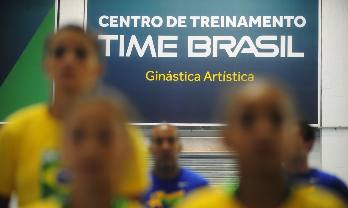 Comitê Olímpico Brasileiro (COB) inaugura o Centro de Treinamento de Ginástica Artística que atenderá aos atletas da seleção brasileira nos Jogos Olímpicos de 2016 (Tânia Rêgo/Agência Brasil)