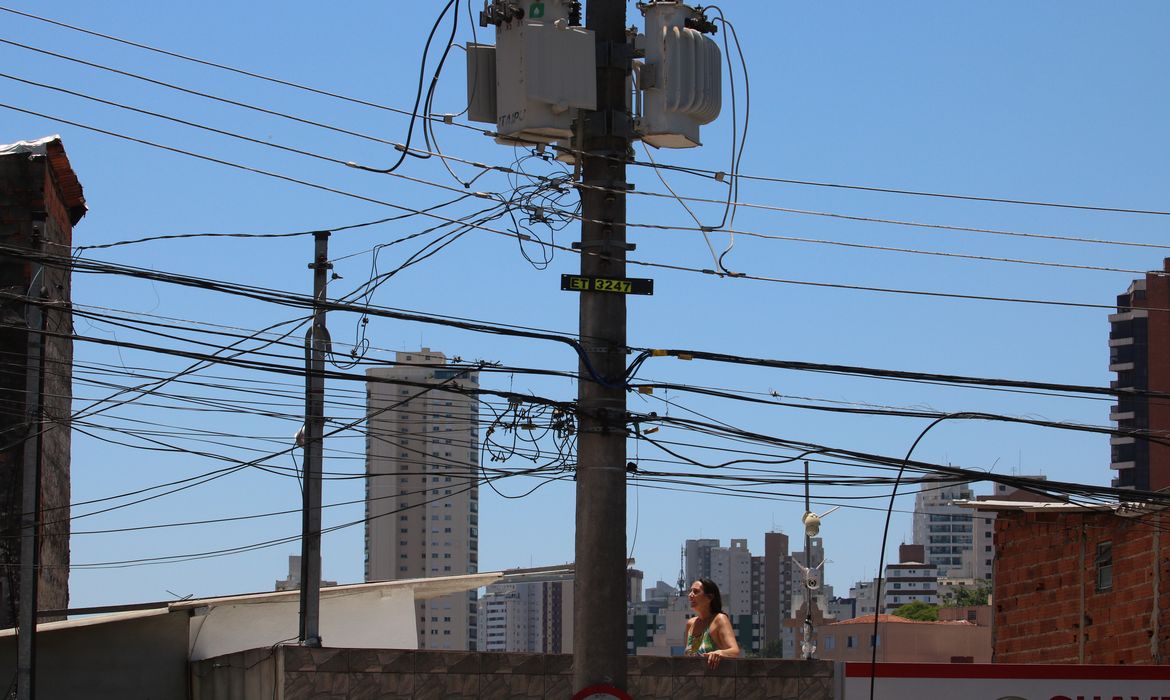 Procon-SP notifica Enel sobre atendimento de consumidores sem energia, Empresas