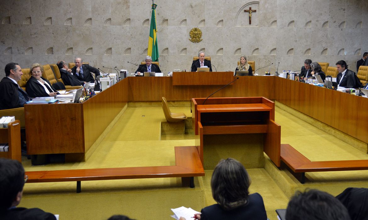 Brasília - Supremo Tribunal Federal (STF) julga como deve ser o rito de tramitação do processo de impeachment da presidente Dilma Rousseff no Congresso Nacional (José Cruz/Agência Brasil)