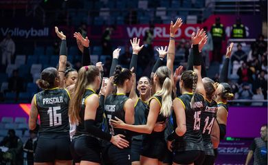 Praia Clube vence Ninh Binh (Vietnã) por 3 sets a 0, em 19/12/2024