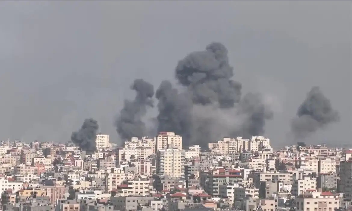 Israeli planes strike Gaza after Hamas launch attack