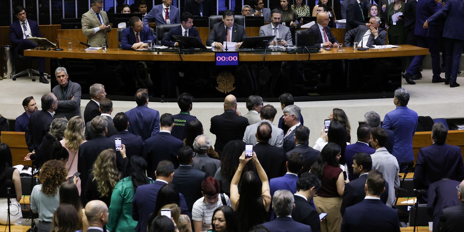 Agenda do Congresso tem PL Antifacção e PEC da Segurança Pública