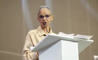 Brasília, (DF), 06/05/2025 - Ministra Marina Silva,  abre a 5ª Conferência Nacional do Meio Ambiente.
Com o tema “Emergência Climática: o Desafio da Transformação Ecológica”, começa hoje (6), em Brasília, a 5ª Conferência Nacional do Meio Ambiente (5ª CNMA)
Foto: Valter Campanato/Agência Brasil