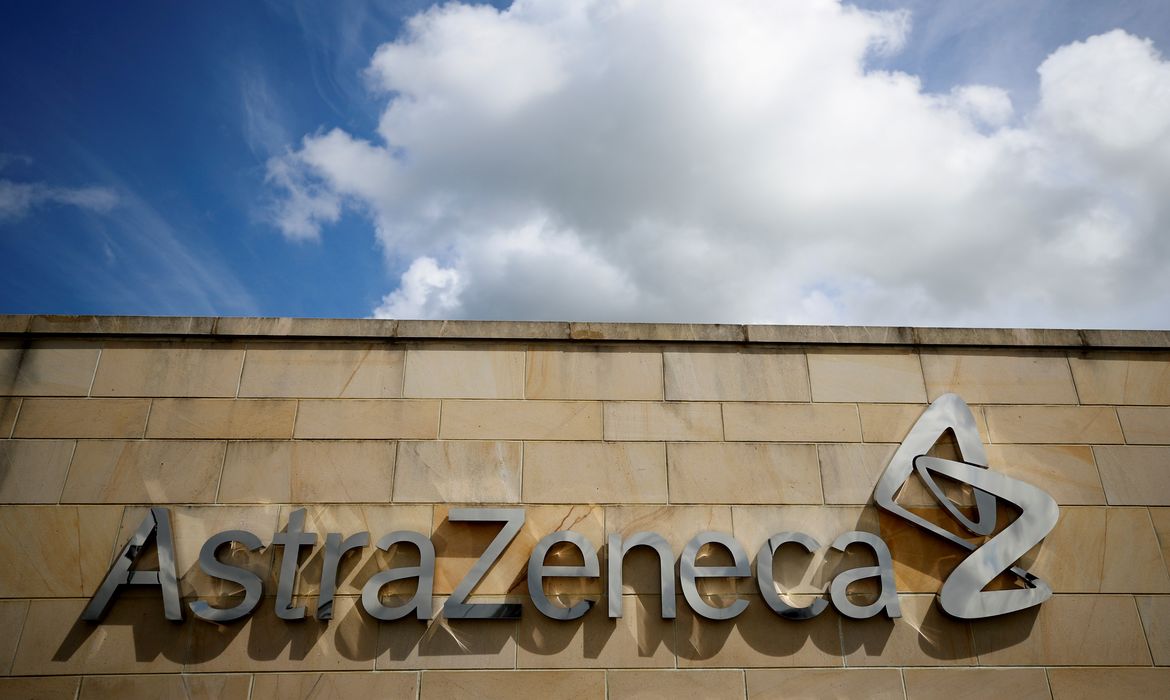FILE PHOTO: A company logo is seen at the AstraZeneca site in Macclesfield