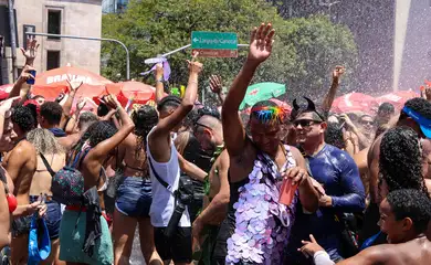 Rio de Janeiro (RJ), 22/02/2025 – Bloco da favorita anima o pré-carnaval no centro do Rio de Janeiro. Foto: Tomaz Silva/Agência Brasil