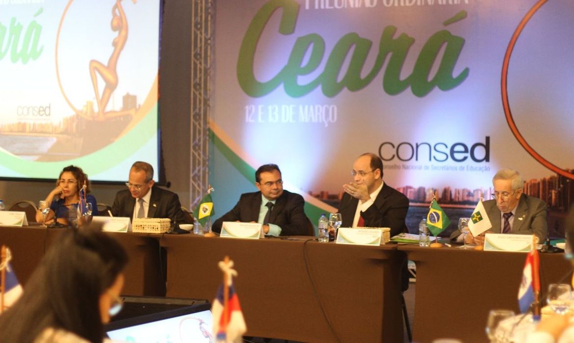 Primeira reunião de 2018 do Conselho Nacional de Secretários de Educação, em Fortaleza