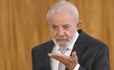 Brasília (DF), 19/02/2025 - O presidente Luiz Inácio Lula da Silva durante entrevista coletiva e cerimônia de assinatura de acordos com Portugal nos setores de saúde, ciência e tecnologia e segurança pública. Foto: Marcelo Camargo/Agência Brasil