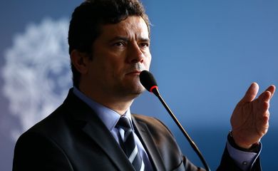O ministro da Justiça e Segurança Pública, Sergio Moro, participa do Dia Nacional de Combate à Pirataria. 