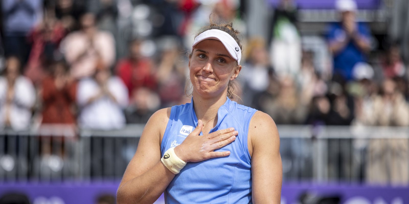 Bia Haddad dá adeus ao WTA de Londres; dupla de Stefani vai às quartas