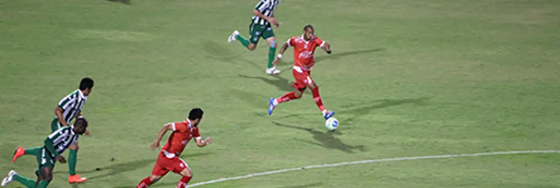 Guarani x Mogi Mirim Depois de empatar em 3 a 3 com o Guarani, o Mogi Mirim se classificou para as quartas de final da Série C com duas rodadas de antecedência