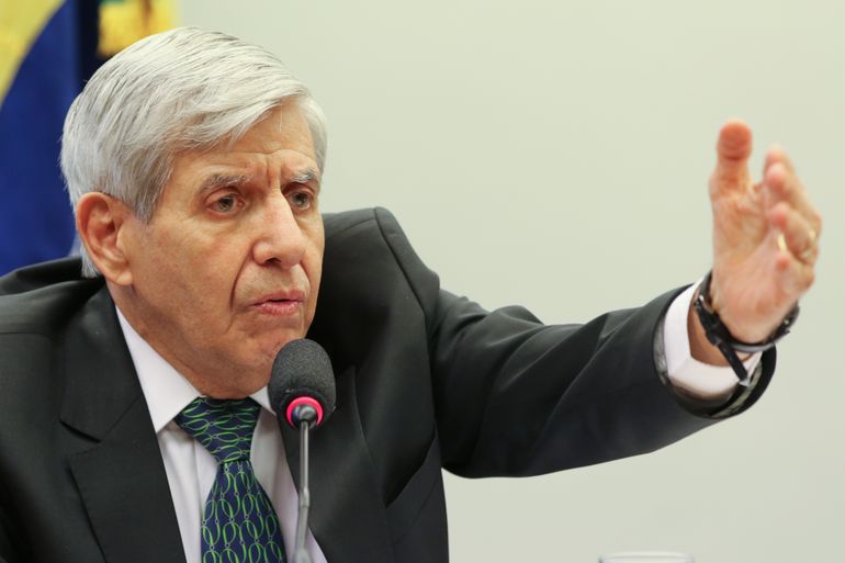 General Augusto Heleno participa de audiência pública na Câmara ...