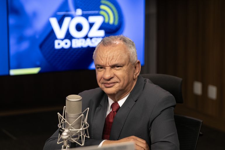 Brasília (DF), 13/03/2025 -  Francisco Macena, Secretário-Executivo do Ministério do Trabalho e Emprego - MTE, participa do programa A Voz do Brasil. Foto: Wilson Dias/Agência Brasil