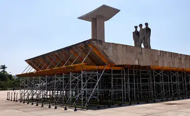 Rio de Janeiro (RJ), 21/02/2025 - Monumento aos Pracinhas, no Aterro do Flamengo. Defesa, BNDES e Exército assinam acordo de cooperação técnica para revitalização do monumento em homenagem aos heróis brasileiros da 2ª Guerra Mundial.  Foto: Tânia Rêgo/Agência Brasil