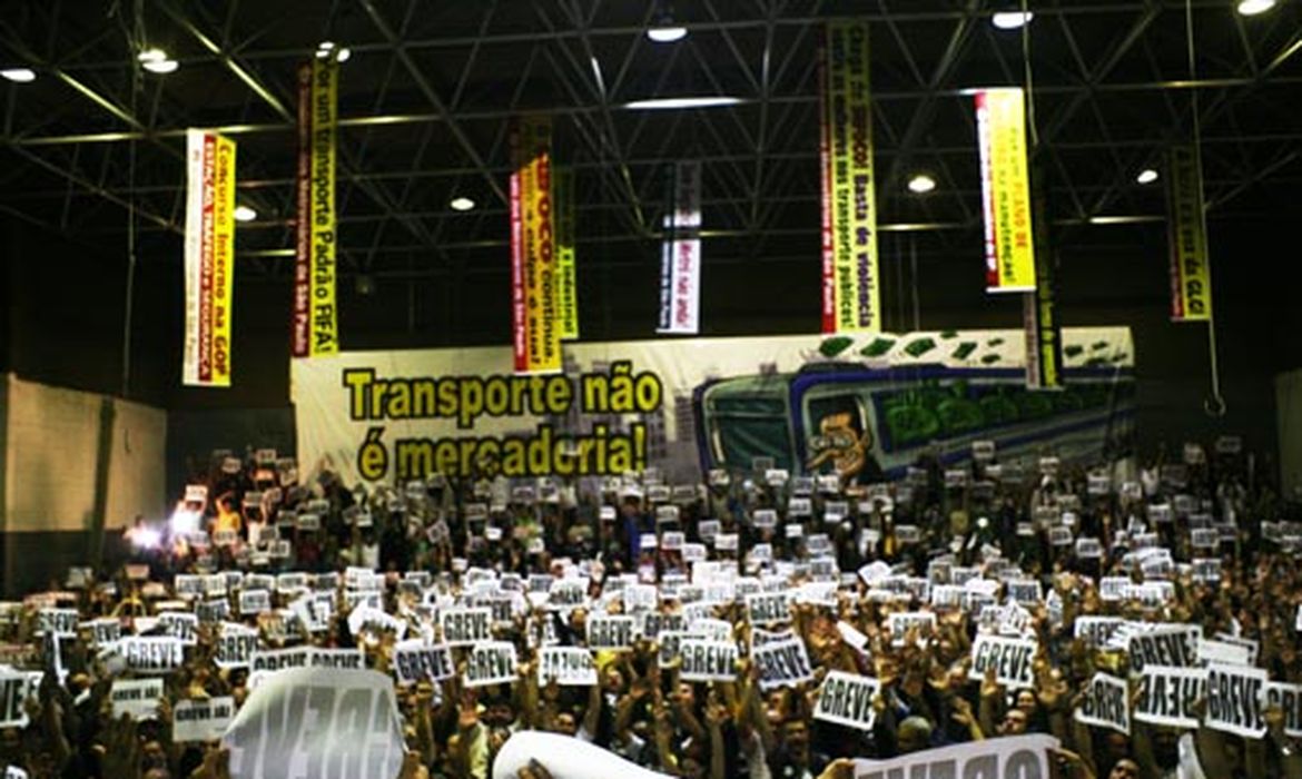 greve metroviários