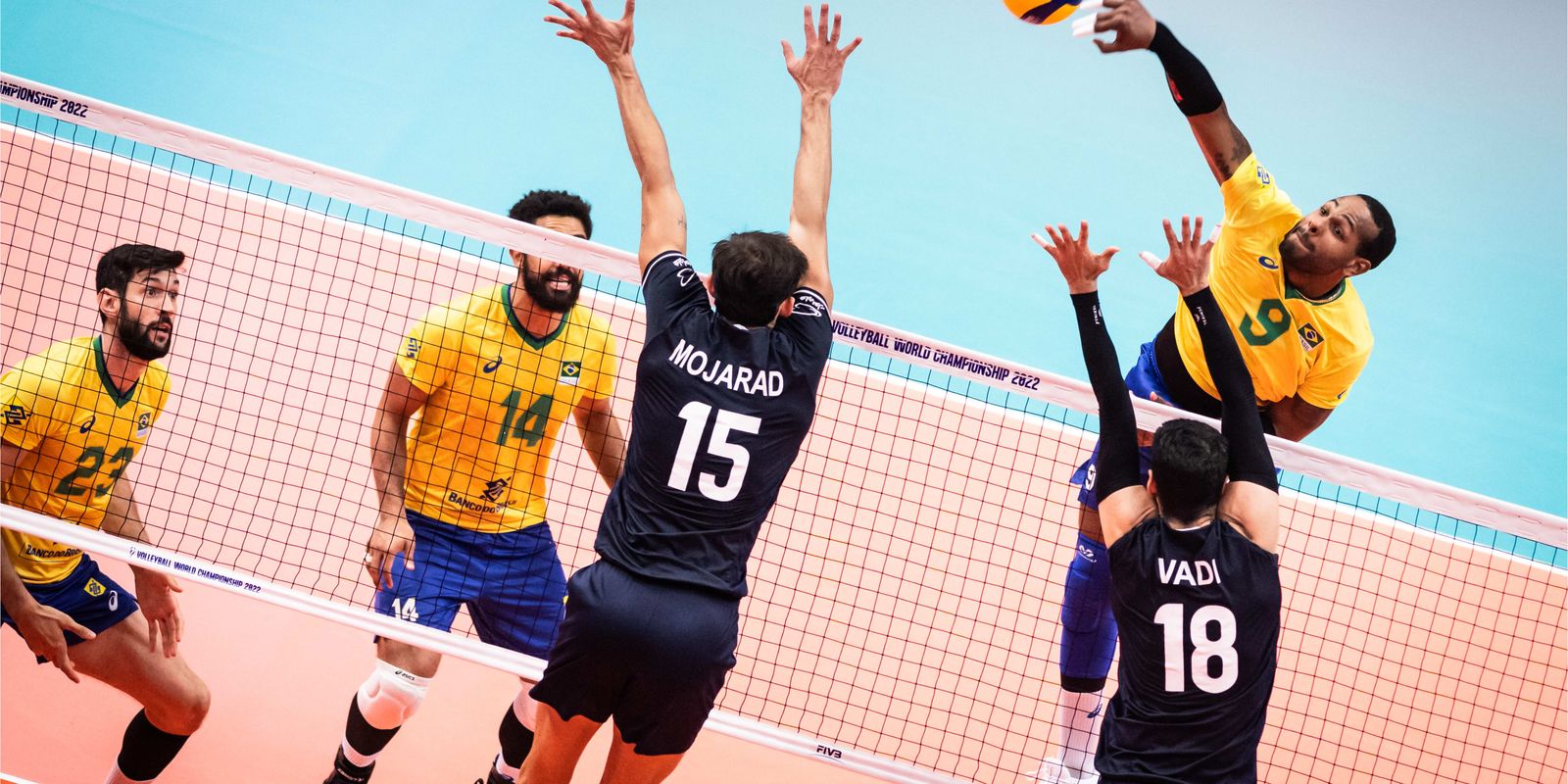 ブラジルがイランを下し、バレーボール ワールドカップ準決勝でアルゼンチンと対戦