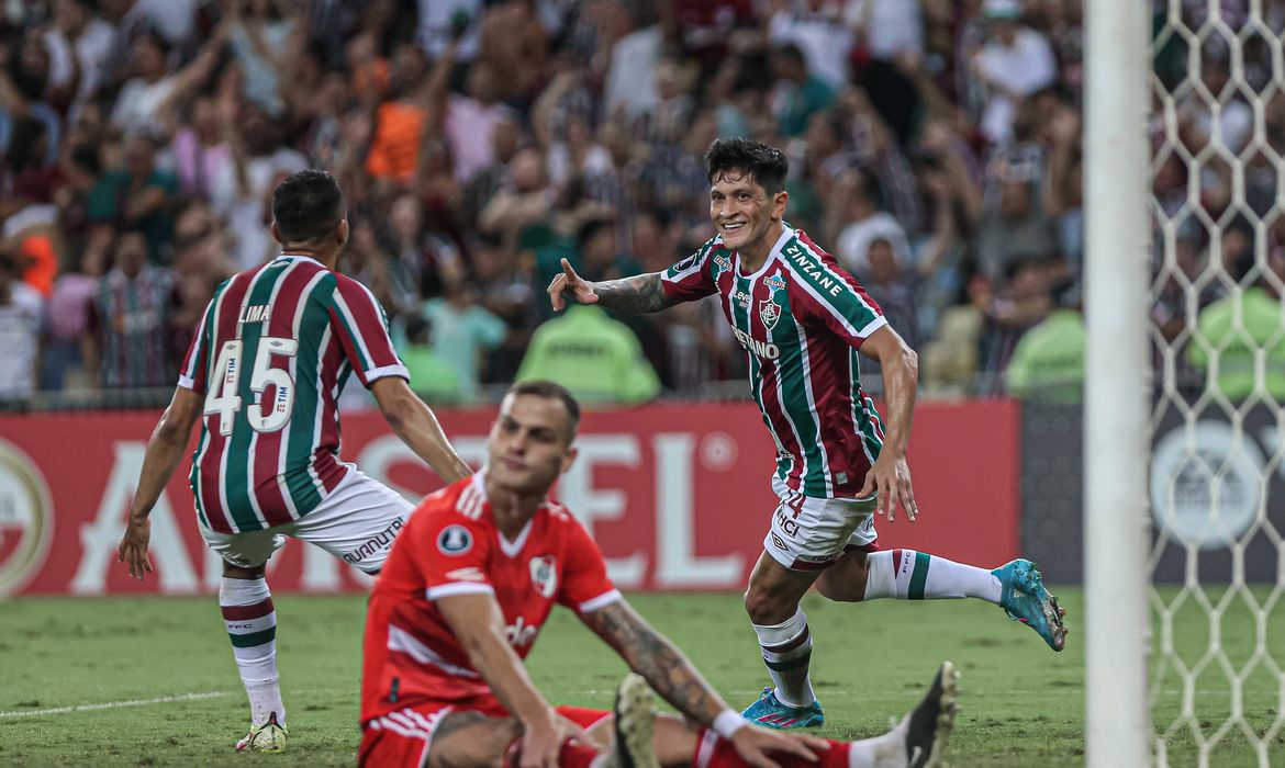 Com três gols de Cano, Fluminense goleia River Plate na Libertadores | Agência Brasil