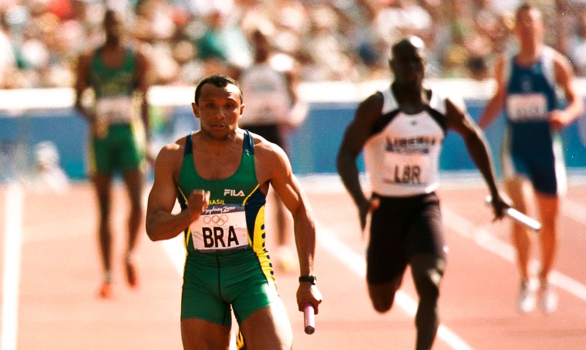 Cláudio Roberto Sousa ,prata do revezamento 4x100 ,Jogos Olímpicos de Sydney/2000