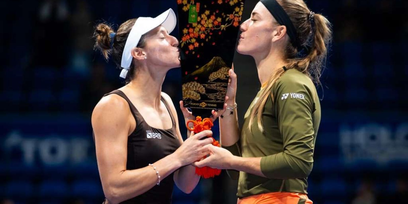 Luisa Stefani vence WTA 500 de Tóquio e leva 4º título na temporada Luisa Stefani vence WTA 500 de Tóquio e leva 4º título na temporada