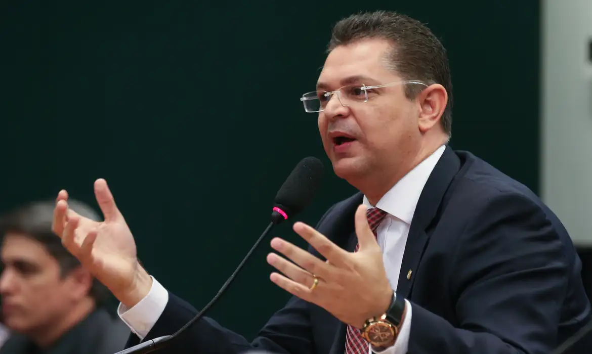 Brasília - Deputado Sóstenes Cavalcante em reunião do Conselho de Ética da Câmara para ouvir testemunhas arroladas no processo contra o deputado Jean Wyllys (Fabio Rodrigues Pozzebom/Agência Brasil)