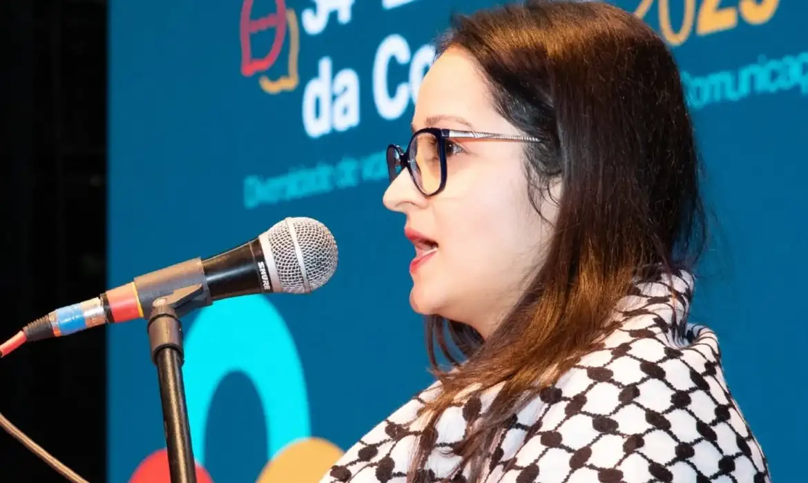 Brasília (DF), 24/06/2025 - Simone Munir Dahleh venceu o Prêmio Compós de Teses e Dissertações Eduardo Peñuela em 2025, com a obra 