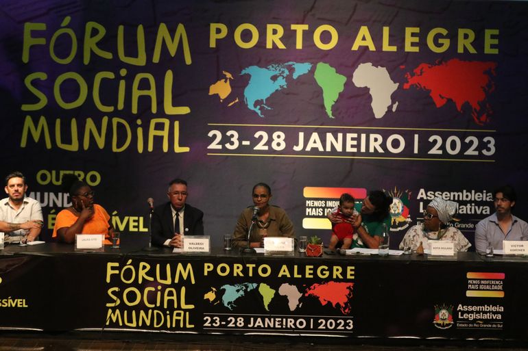 Painel “Fortalecer a terra, alimentar o Brasil” do Fórum Social Mundial