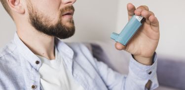 Bombinha utilizada no tratamento da asma