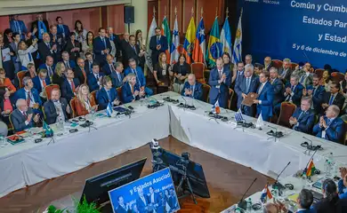 06.12.2024 - Presidente da República, Luiz Inácio Lula da Silva, durante Cúpula de Presidentes dos Estados Partes do MERCOSUL e dos Estados Associados
Edifício MERCOSUL – Montevidéu, Uruguai
Foto: Ricardo Stuckert / PR