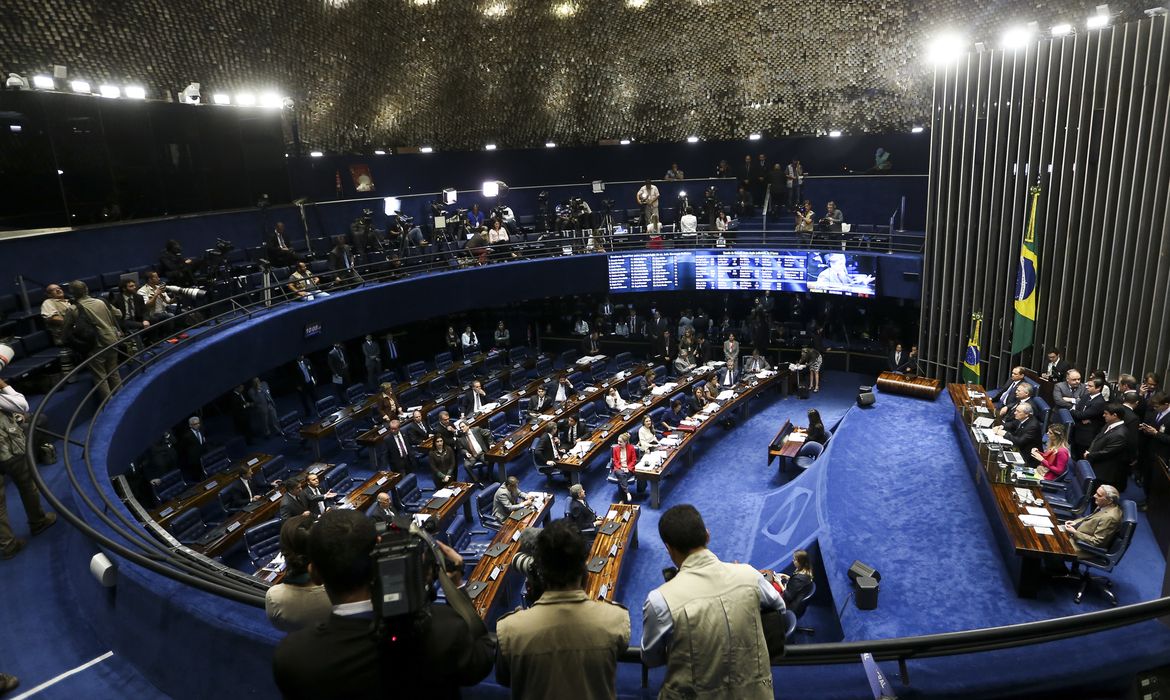 Brasília - Senado retoma sessão de julgamento do impeachment da presidenta afastada Dilma Rousseff  (Marcelo Camargo/Agência Brasil)