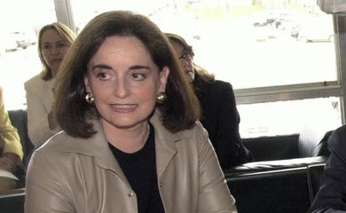 Ex-embaixatriz Lúcia Flecha de Lima